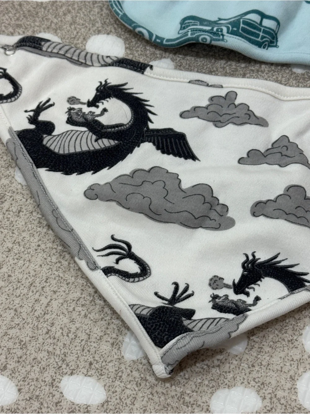 Bundle Kate Quinn bibs cotton baby boy dragons bandana turquoise cars